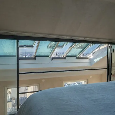 Skyline, Newly Renovated Gem Appartement *