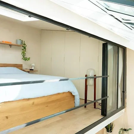 Appartement Skyline, Newly Renovated Gem Paris